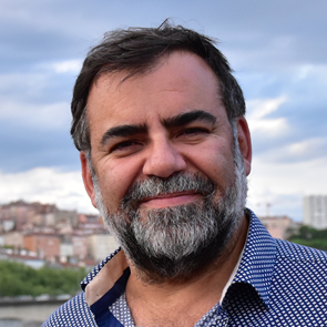 Dr. Luis A. Pineda Cortés